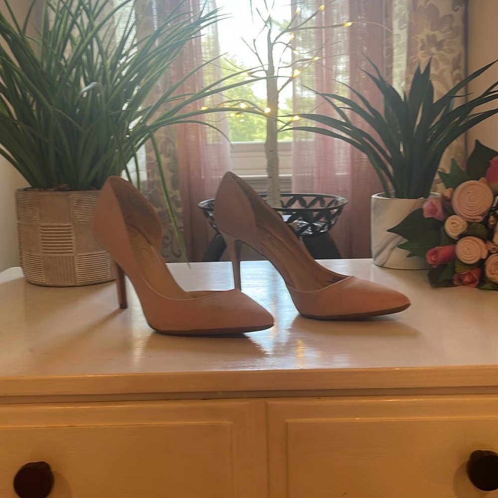 Soft Pink Heels Size 8